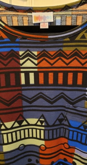 Small Lularoe Carly. EUC - Picture 2 of 2